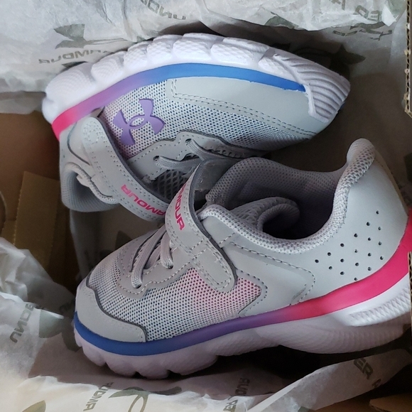 UNDER Armour Girls Sneakers - Picture 4 of 5